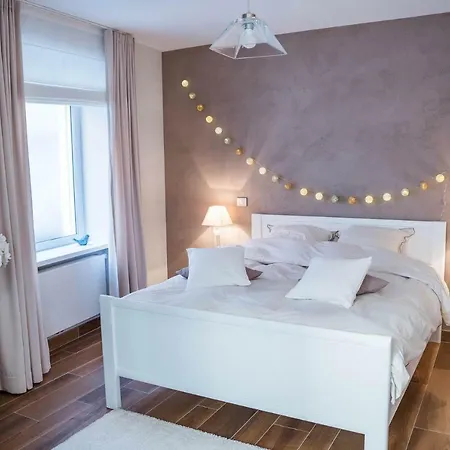 La Fontaine Sainte Odile Apartment *